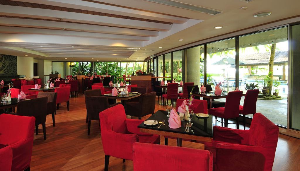 Parkcity Everly Hotel Мири Екстериор снимка