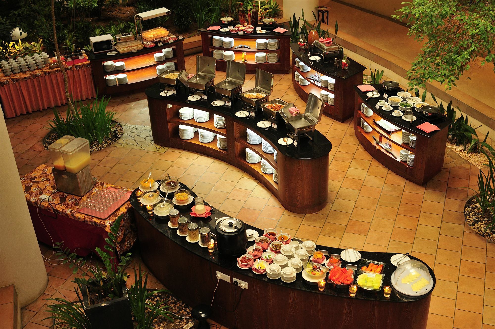 Parkcity Everly Hotel Мири Екстериор снимка